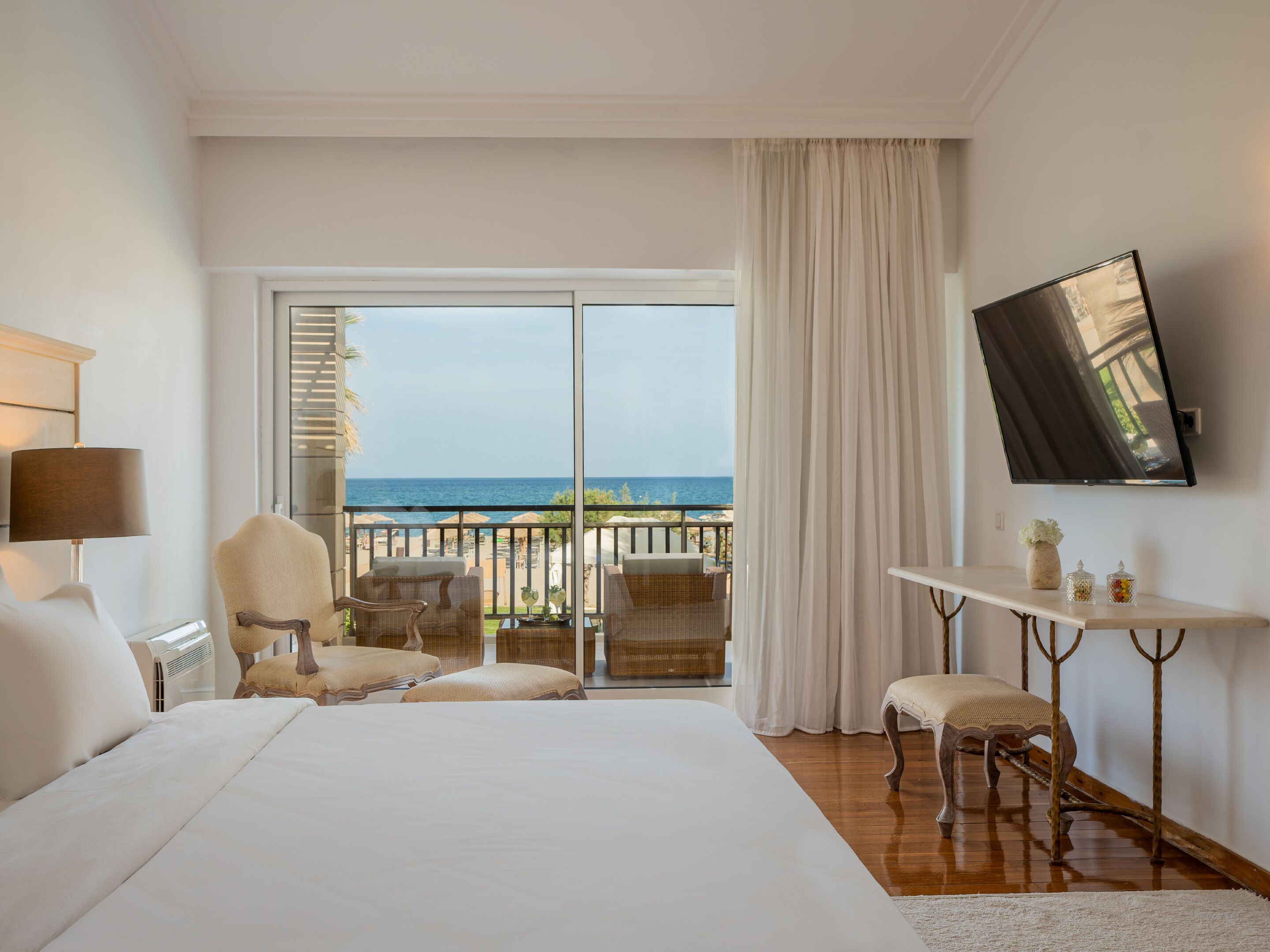 presidential villa, sea view, private pool | 2 bedrooms, minibar, in-room safe, blackout curtains