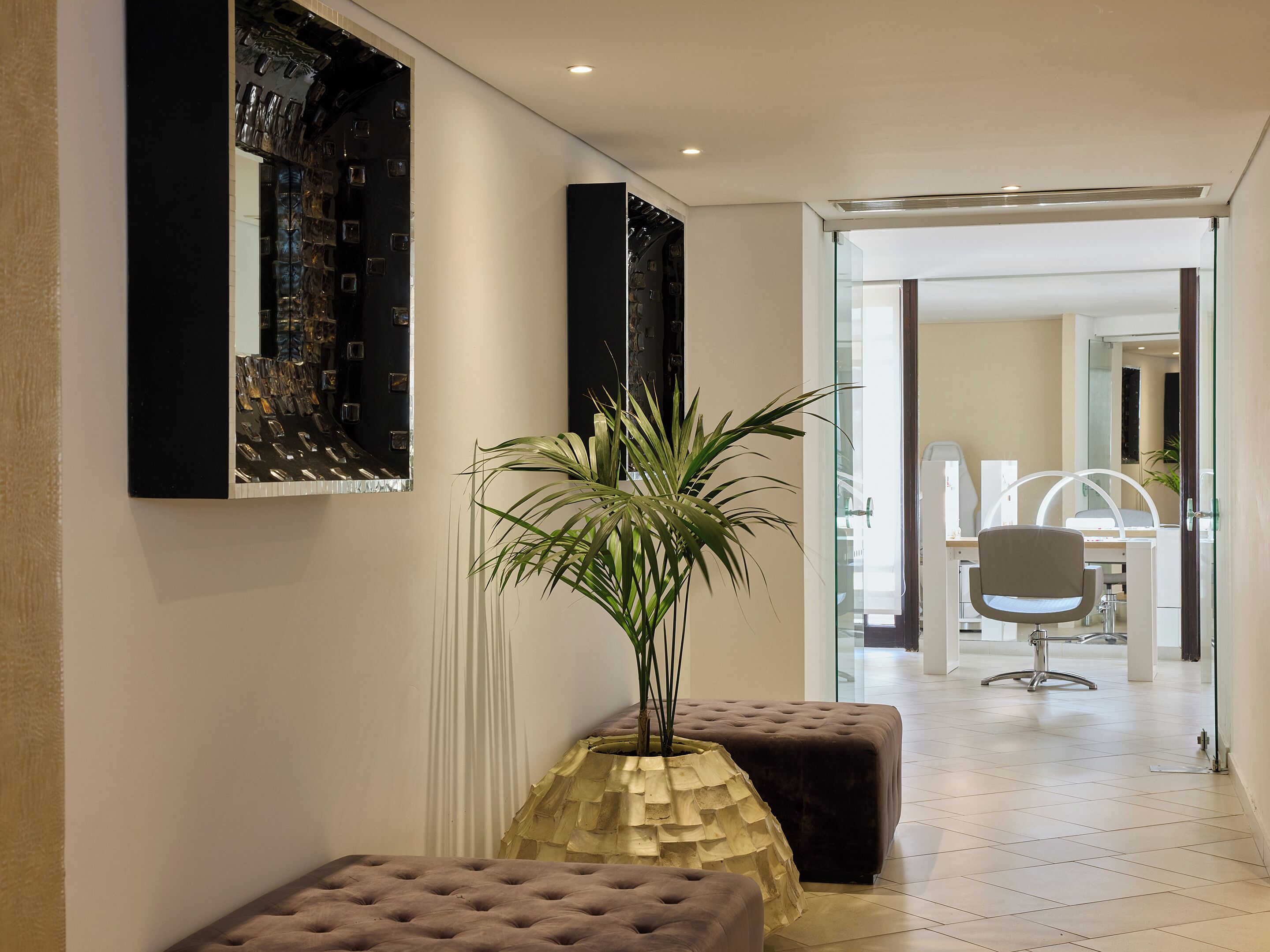 Behandlingsrom for par, badstue, kroppsbehandlinger og hydroterapi