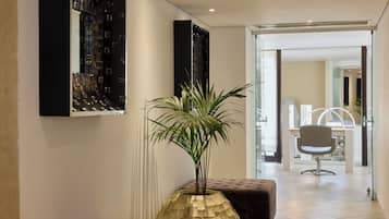 Behandlingsrom for par, badstue, kroppsbehandlinger og hydroterapi