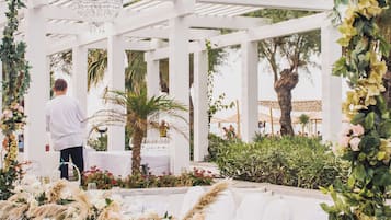 Huwelijksruimte buiten