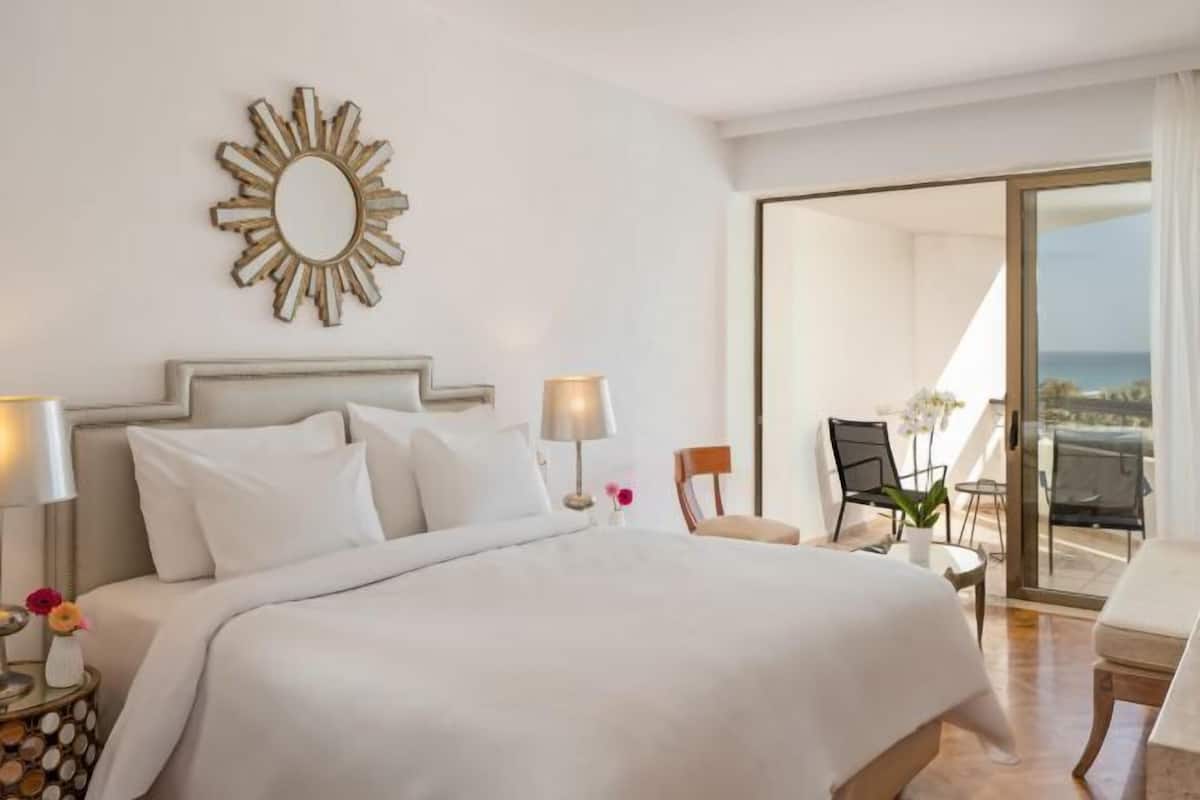 2 habitaciones, minibar y caja de seguridad en la habitación