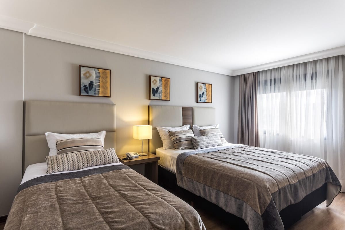 Minibar, in-room safe, soundproofing, free WiFi