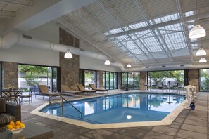 Indoor pool - Chauncey Hotel & Conference Center (Princeton)
