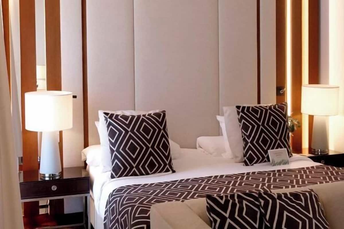 1 bedroom, down comforters, memory foam beds, minibar