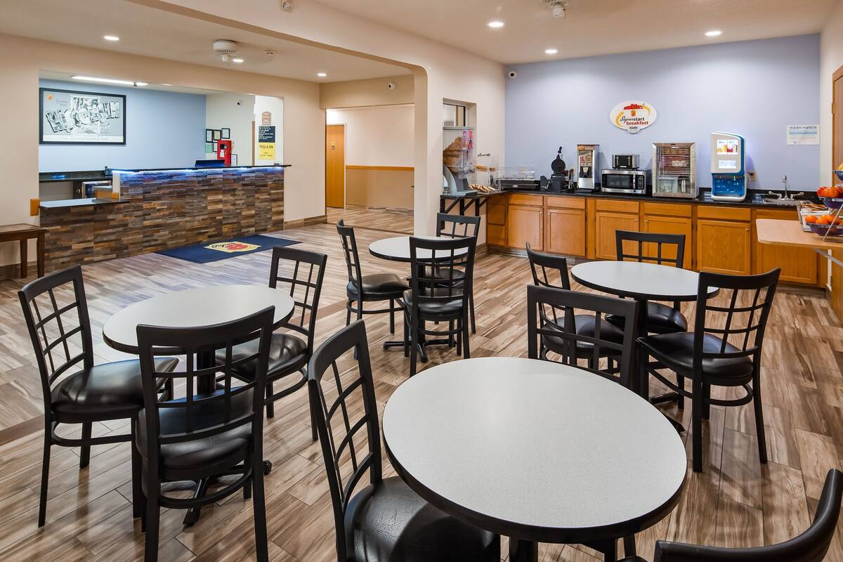 free daily on-the-go breakfast