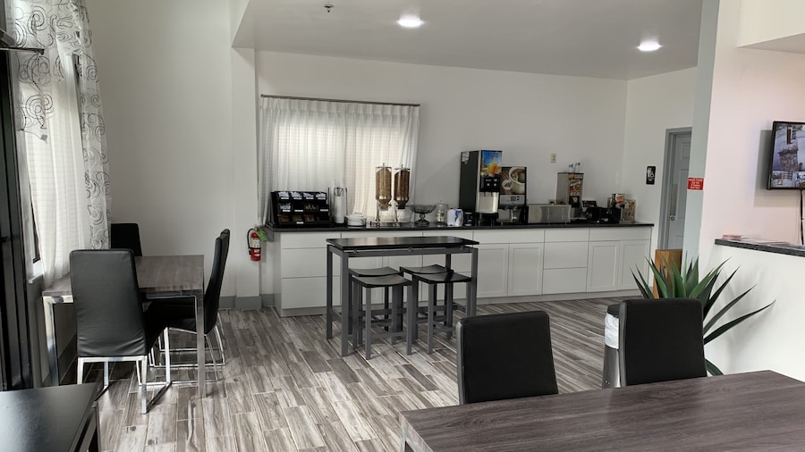 Days Inn by Wyndham Waynesville NC