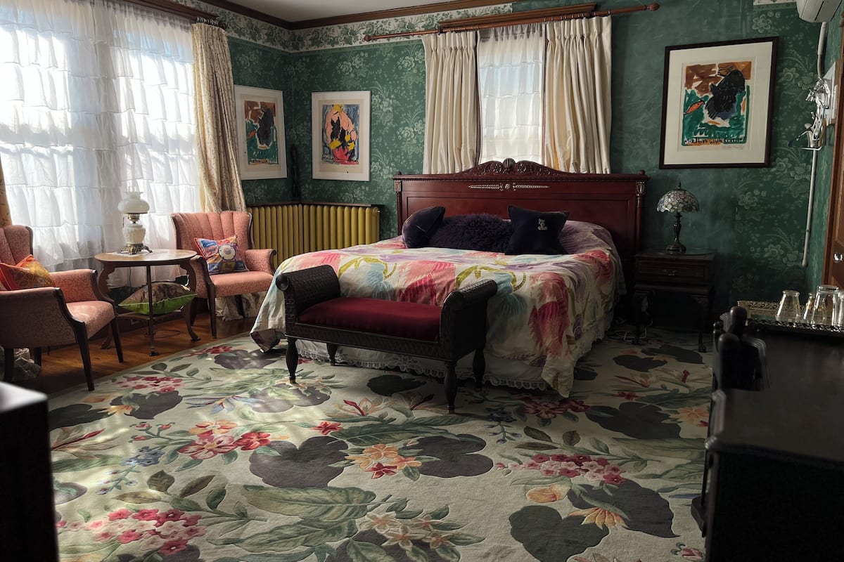 Florence Suite | Premium bedding, down comforters, individually decorated