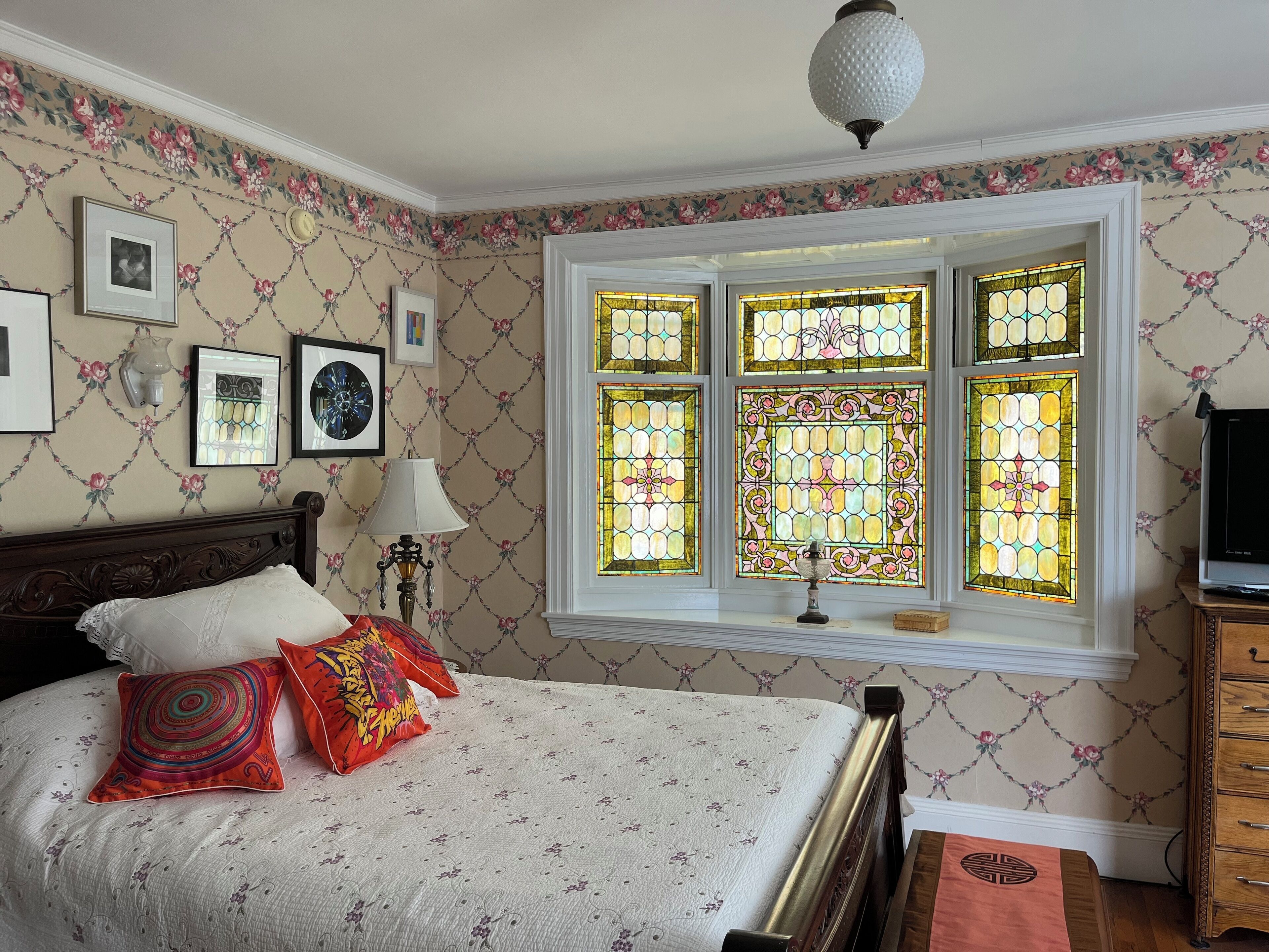 Noble Suite