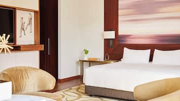 Junior Suite (Park) | Premium bedding, minibar, in-room safe, desk