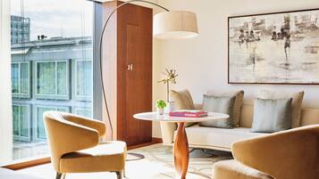Suite junior (Park) | Ropa de cama de alta calidad y minibar