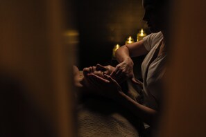 Salas de tratamiento para parejas, un sauna, tratamientos corporales