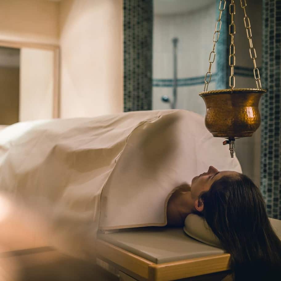 Couples treatment rooms, sauna, hot tub, Turkish bath, body treatments