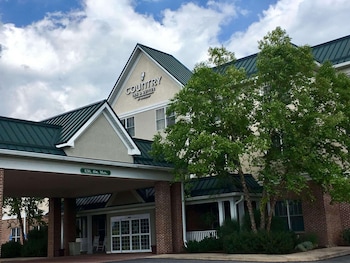 Country Inn & Suites by Radisson, Lewisburg, PA