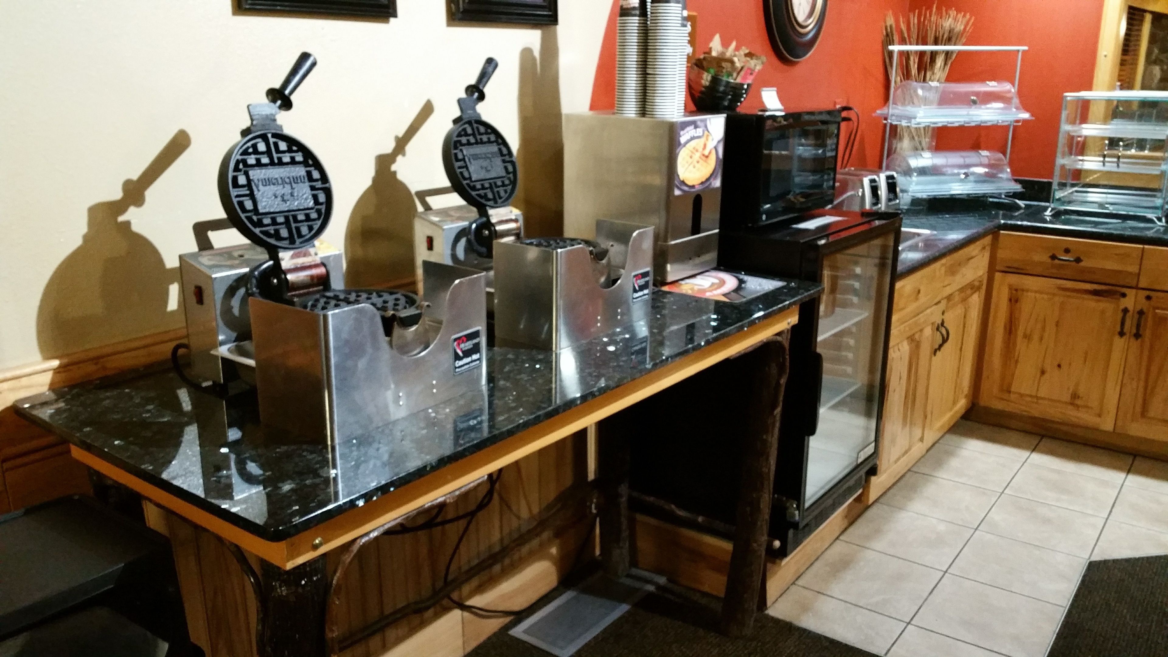 free daily full breakfast