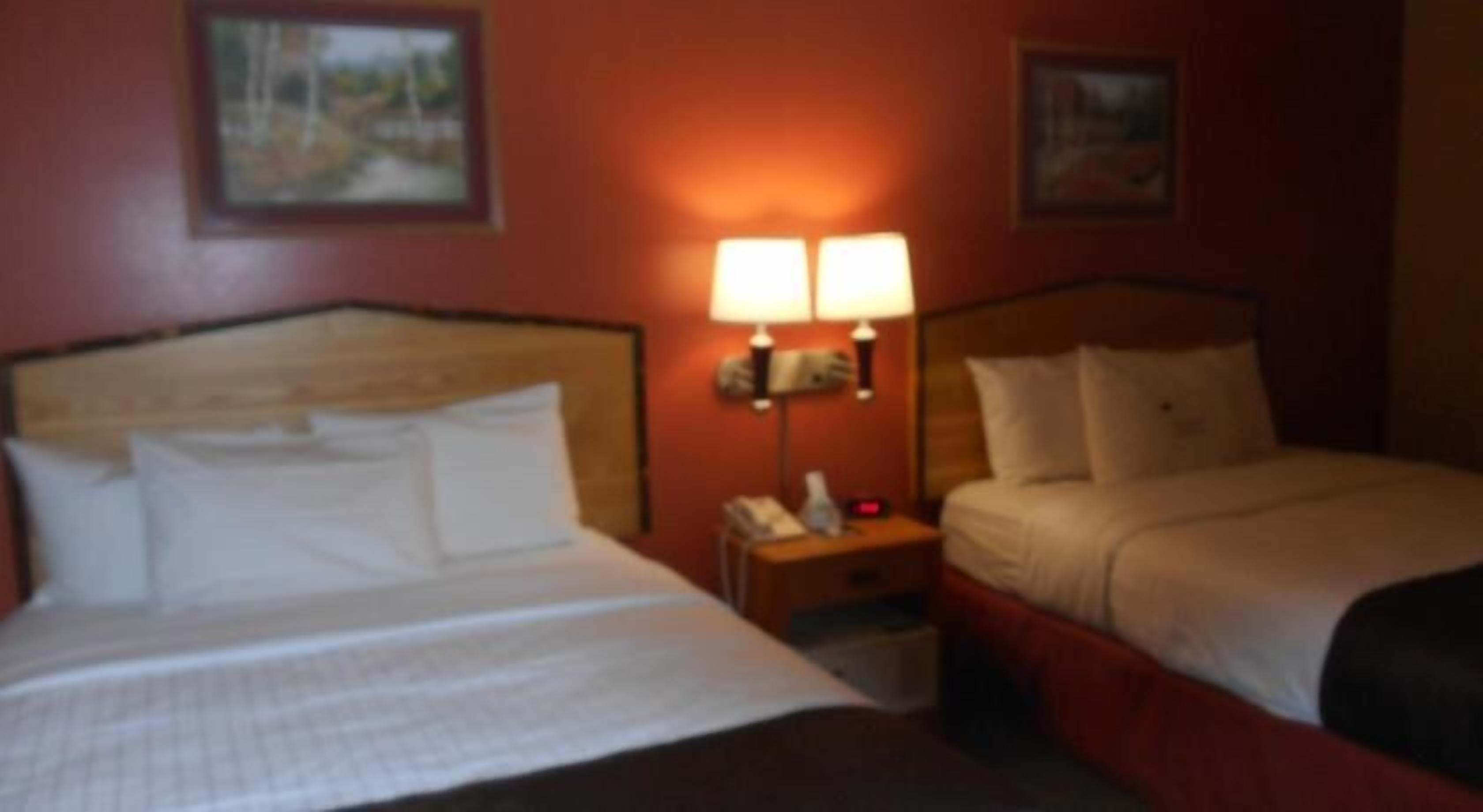 Premium bedding, pillowtop beds, in-room safe, desk