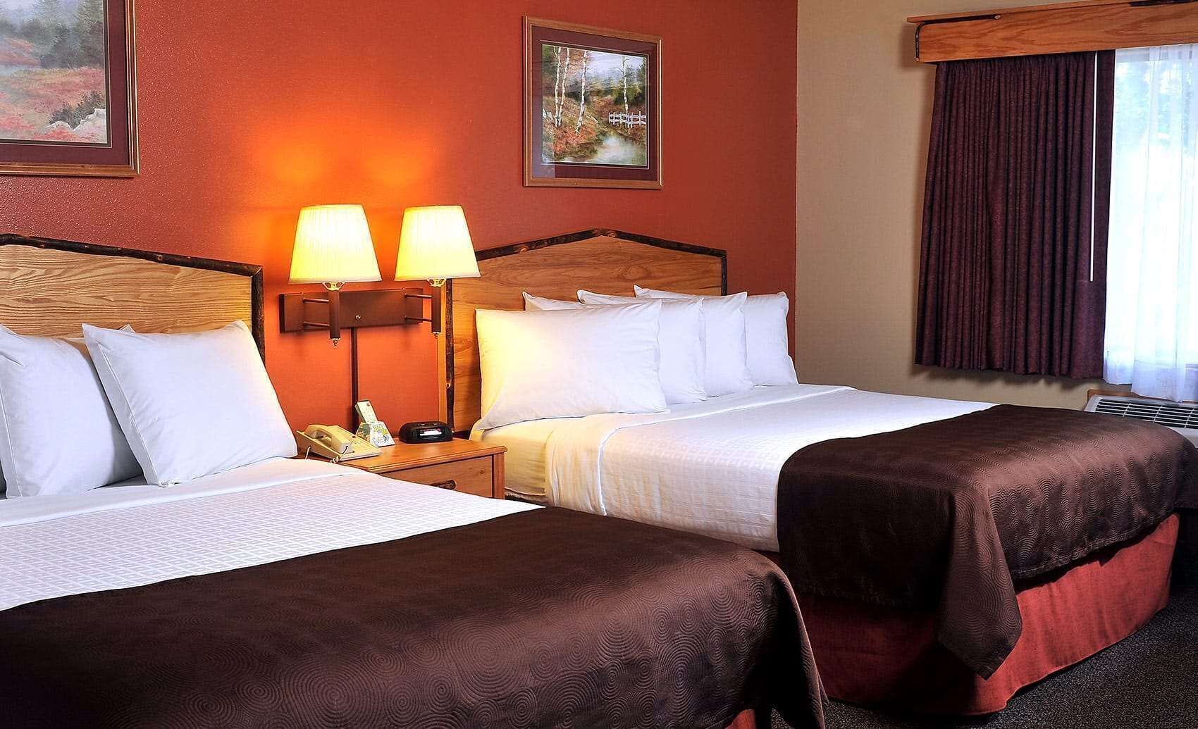 Premium bedding, pillowtop beds, in-room safe, desk