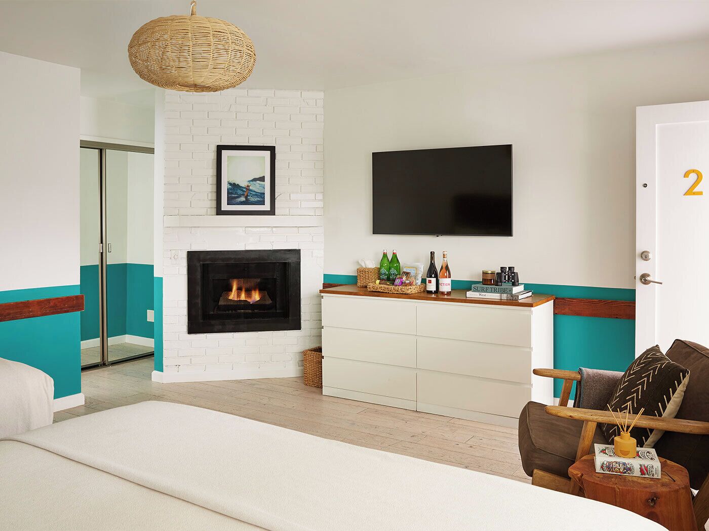 room, 2 queen beds, fireplace | premium bedding, down duvets, minibar, iron/ironing board