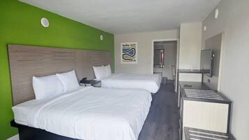 Room, 2 Queen Beds, Accessible, Non Smoking