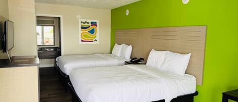 مكتب ومكواة/لوح كي وواي فاي مجانًا وملاءات أسرّة