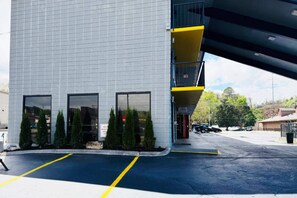 Exterior - Park Inn by Radisson, Pigeon Forge South (Pigeon Forge)