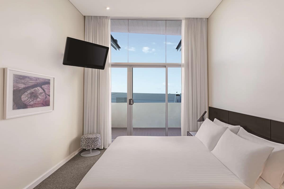 Premium bedding, minibar, in-room safe, individually decorated