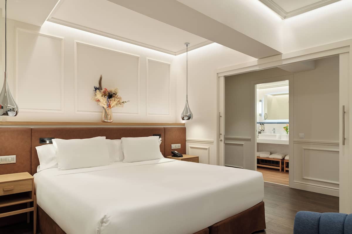 1 Schlafzimmer, Minibar, Zimmersafe, Schreibtisch