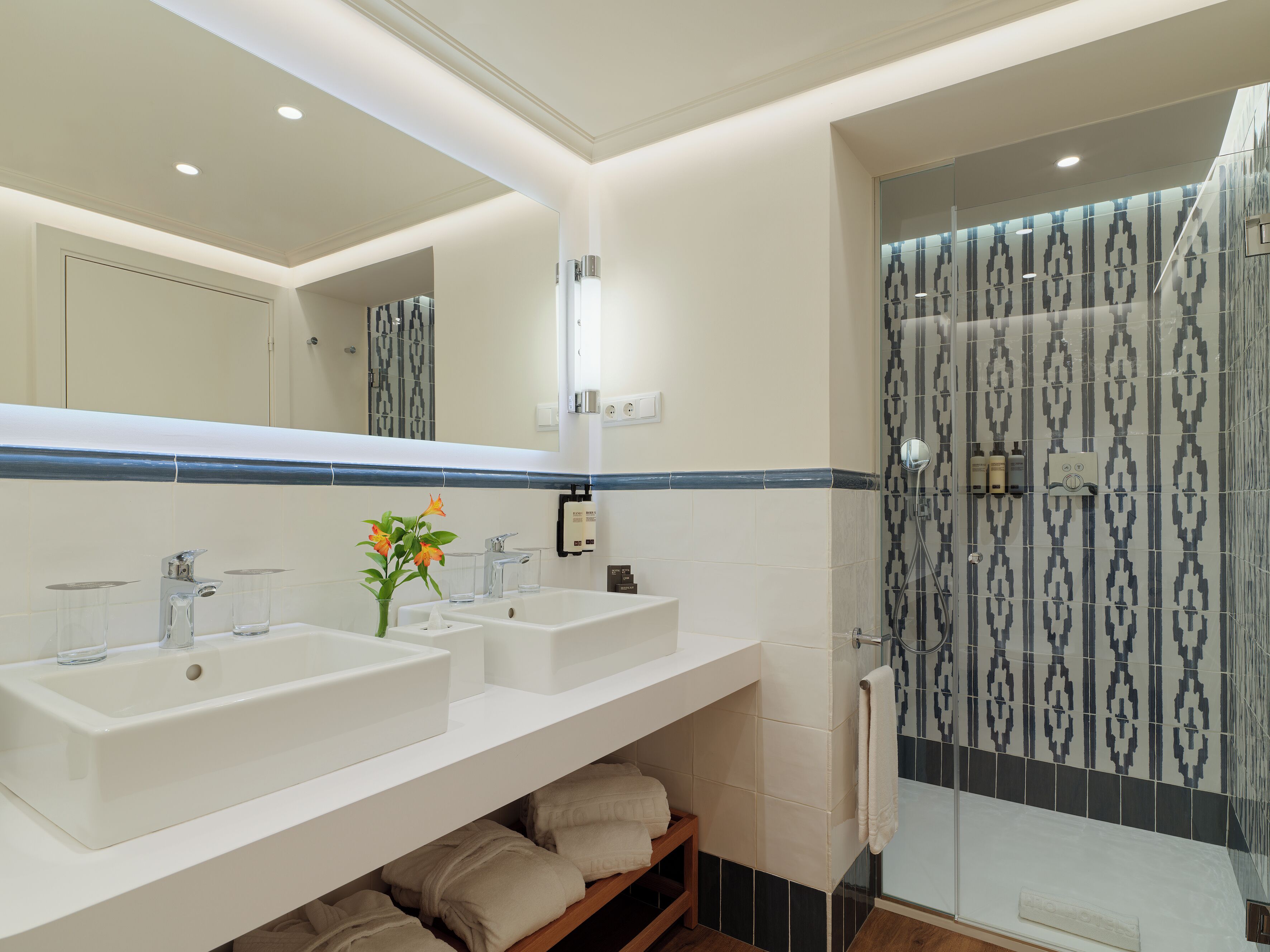 Foto - H10 Universitat