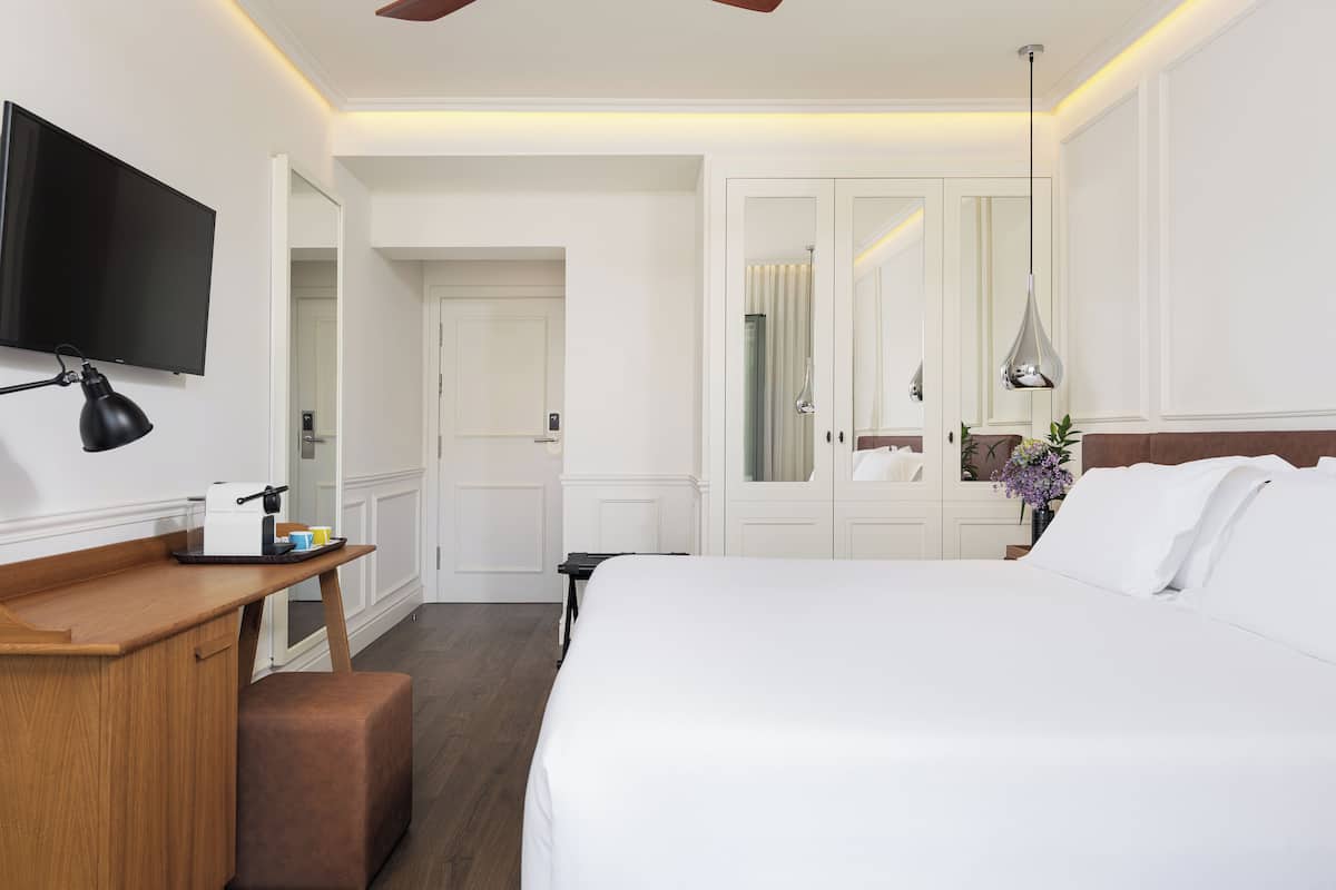 1 Schlafzimmer, Minibar, Zimmersafe, Schreibtisch