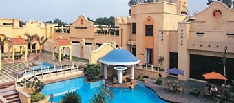 Tivoli Garden Resort Hotel