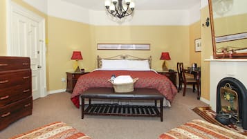 Standard Room, 1 King Bed | Premium bedding, memory foam beds, individually decorated
