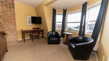 Room, 1 Queen Bed | Premium bedding, memory foam beds, individually decorated
