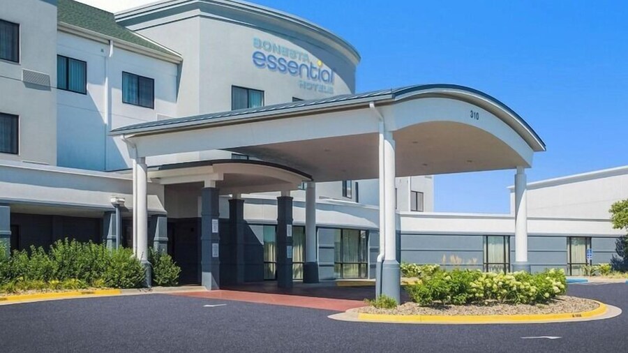 Sonesta Essential Junction City