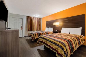 Individually furnished, desk, iron/ironing board, free WiFi