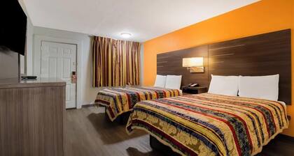 Monsoon Inn