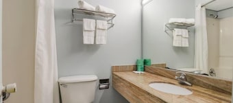 Monsoon Inn