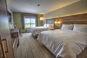 In-room safe, desk, blackout drapes, iron/ironing board - Holiday Inn Express Rochelle by IHG (Rochelle)