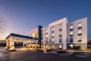 Exterior - Hampton Inn & Suites Wilson I-95 (Wilson)