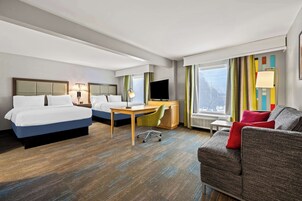 Escritorio y espacio para trabajar con laptop 