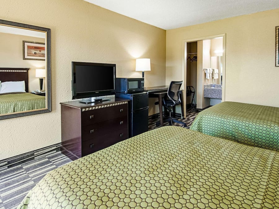 Literie de qualité supérieure, bureau, Wi-Fi gratuit, draps fournis