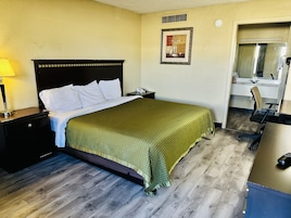 Ropa de cama de alta calidad, escritorio, wifi gratis y ropa de cama