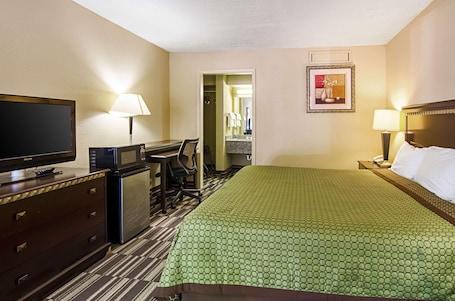 Ropa de cama de alta calidad, escritorio, wifi gratis y ropa de cama . Travel Inn Bristol near State St