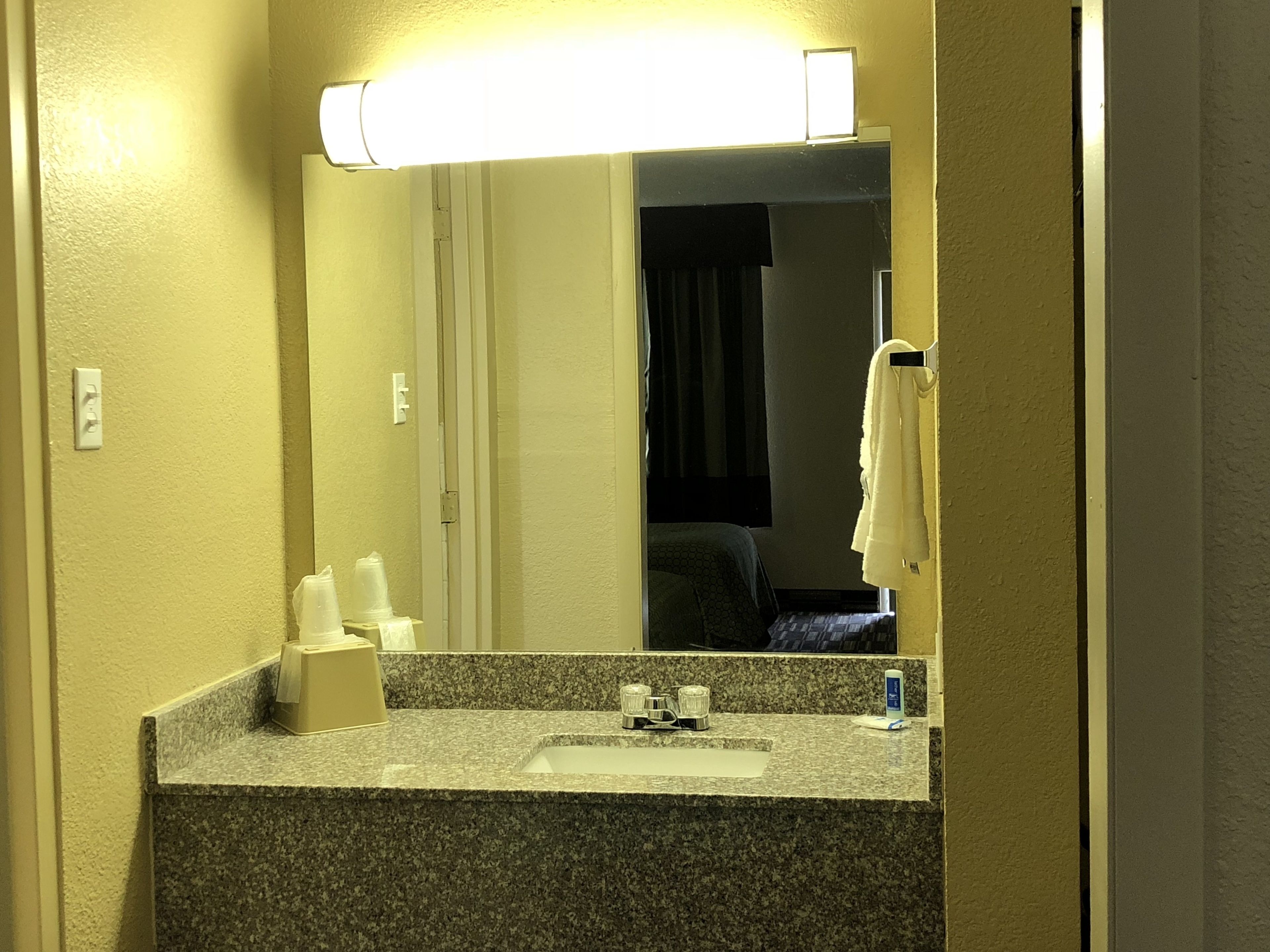 Bathroom sink