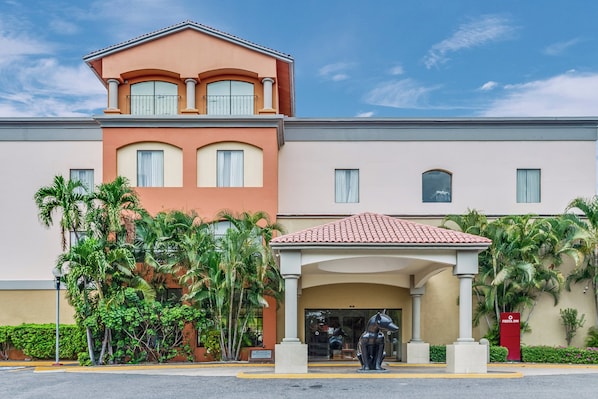 Exterior - Fiesta Inn Colima (Colima)