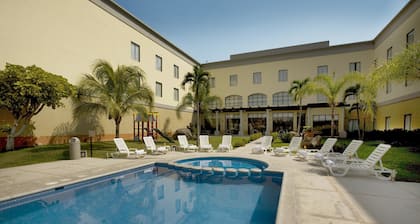 Fiesta Inn Colima