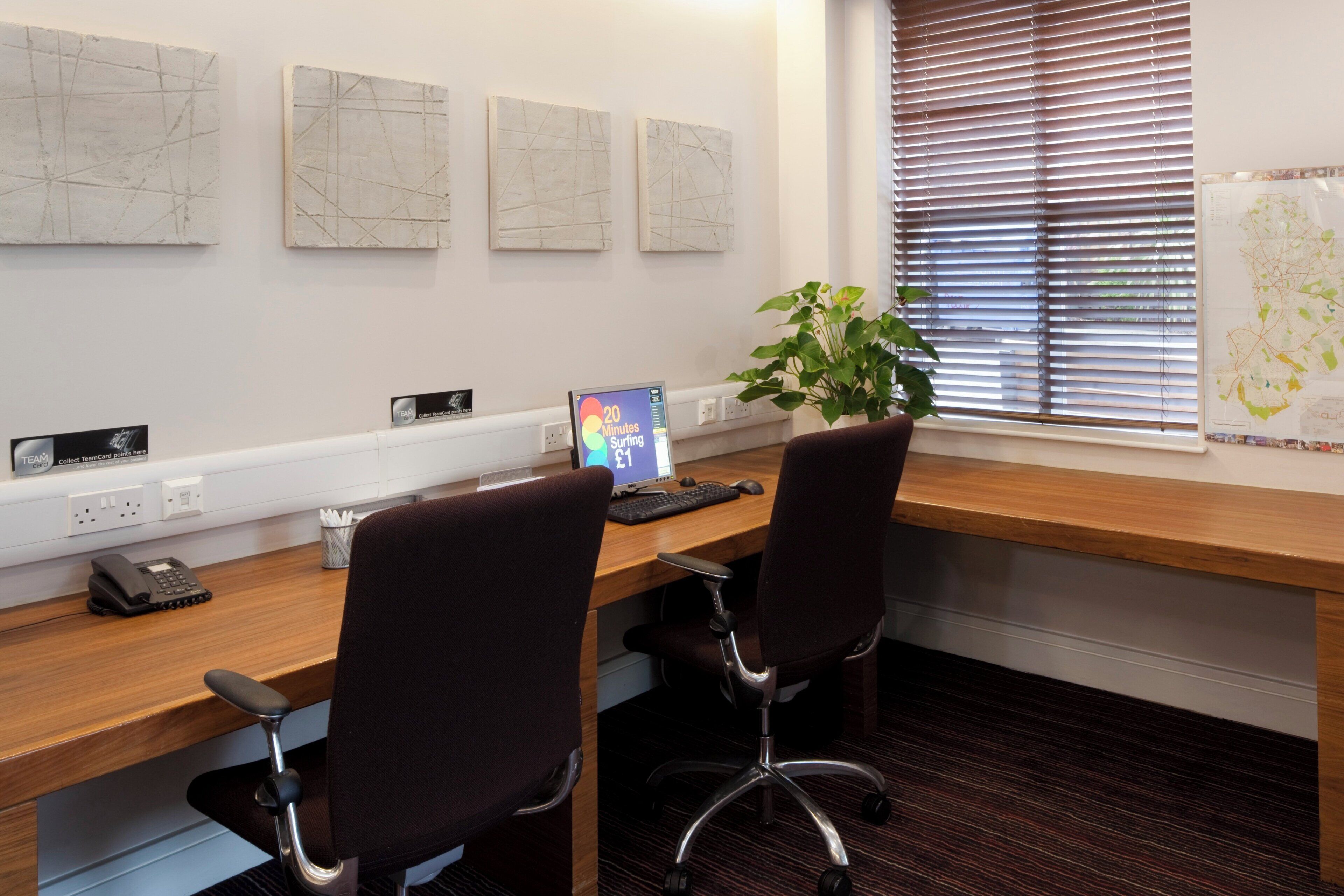 Photo - Holiday Inn Express London - Croydon by IHG