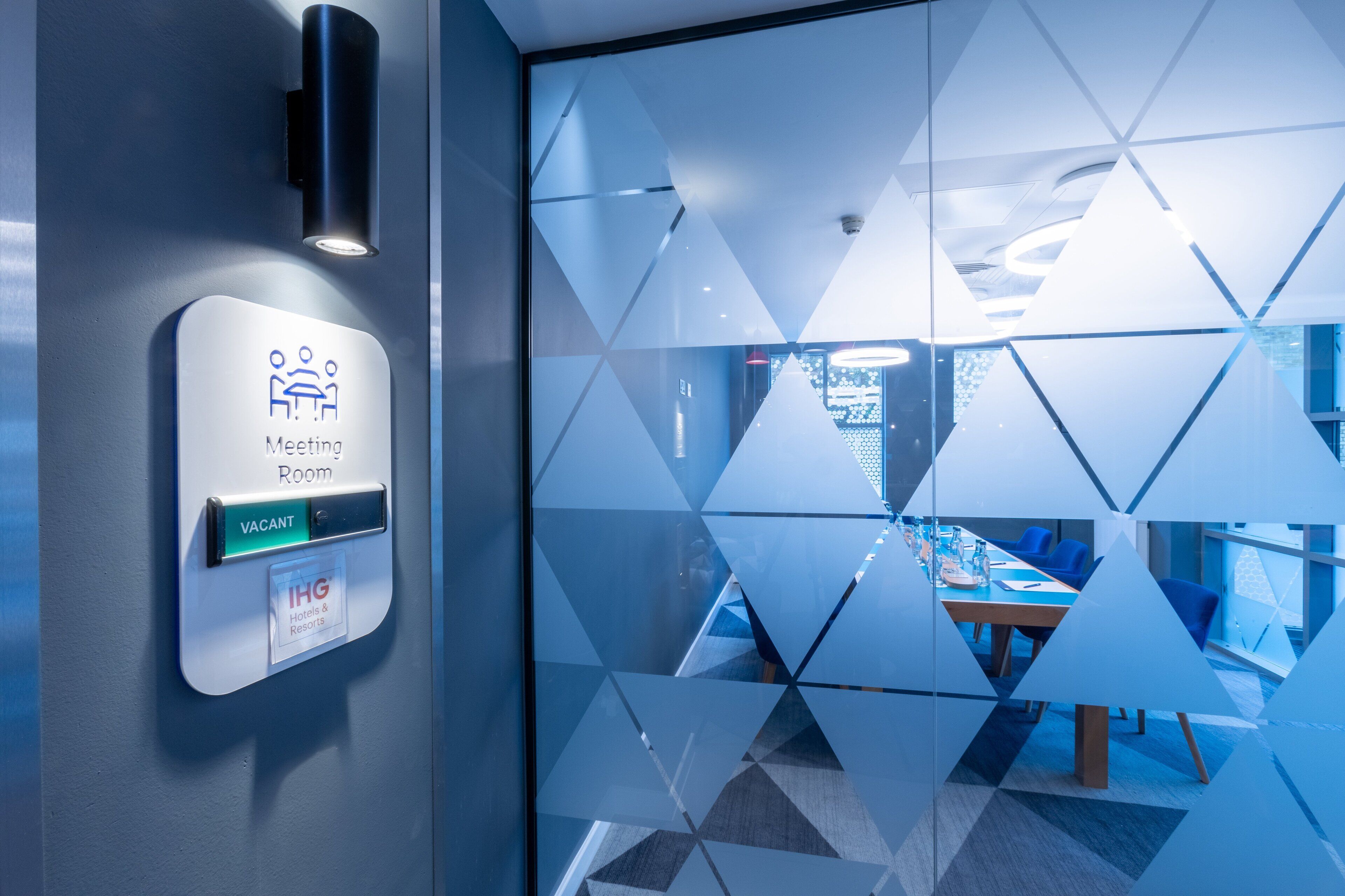 Photo - Holiday Inn Express London Croydon by IHG