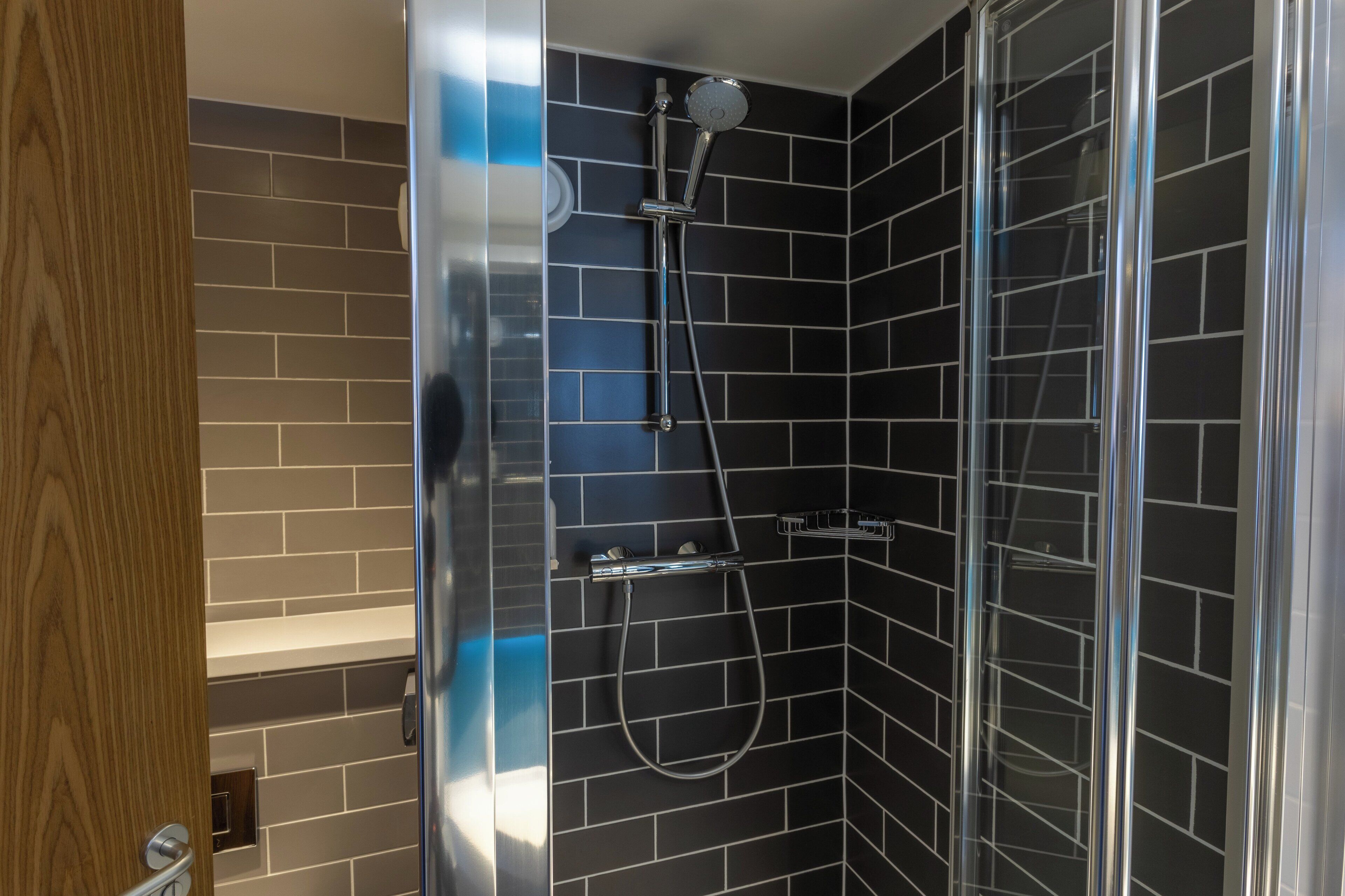 Photo - Holiday Inn Express London Croydon by IHG