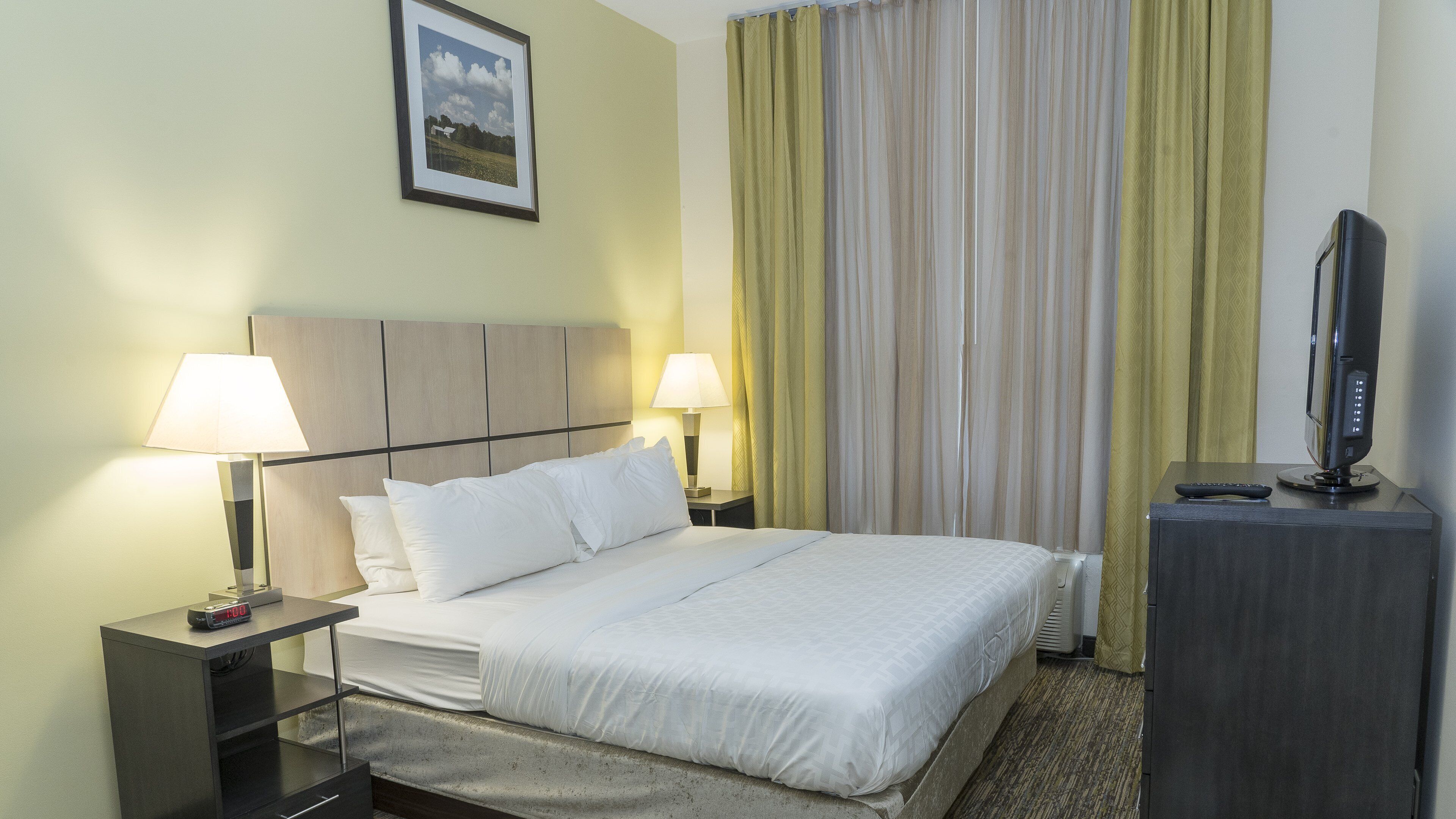 In-room safe, iron/ironing board, cots/infant beds, rollaway beds