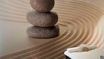 Couples treatment rooms, massages