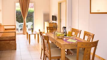 Spiseområde på rommet